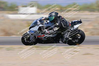 media/Oct-01-2023-SoCal Trackdays (Sun) [[4c570cc352]]/Turn 15 Inside (140pm)/